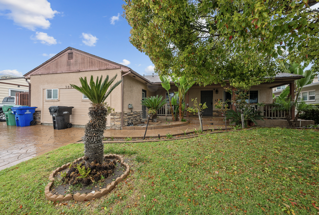 Building Photo - 5682 Mary Ln Dr