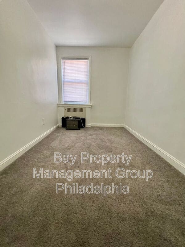 Building Photo - 624 Briarcliff Rd