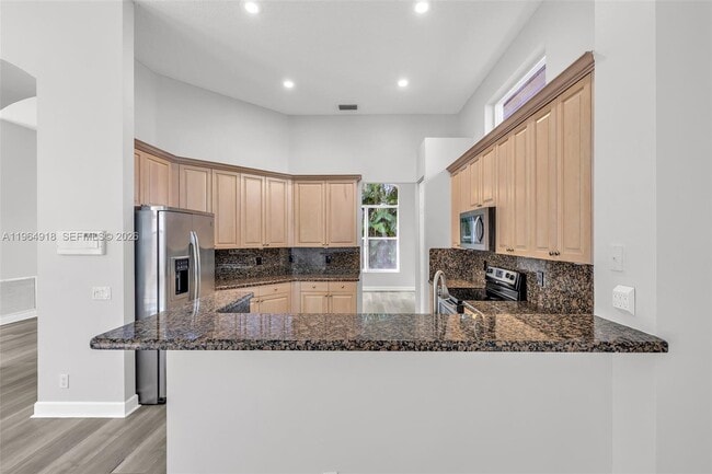 Building Photo - 558 NW 118th Ave