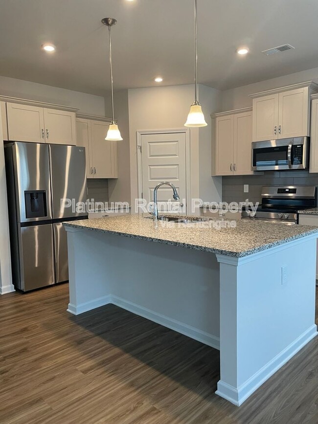 Building Photo - 350 Cranston Dr