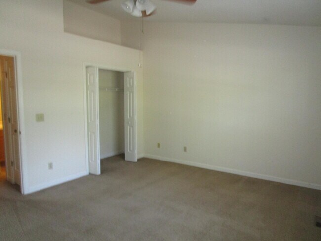 Building Photo - 655 Archdale Dr