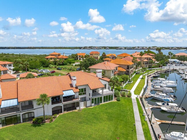 Building Photo - 3505 Harbor Dr