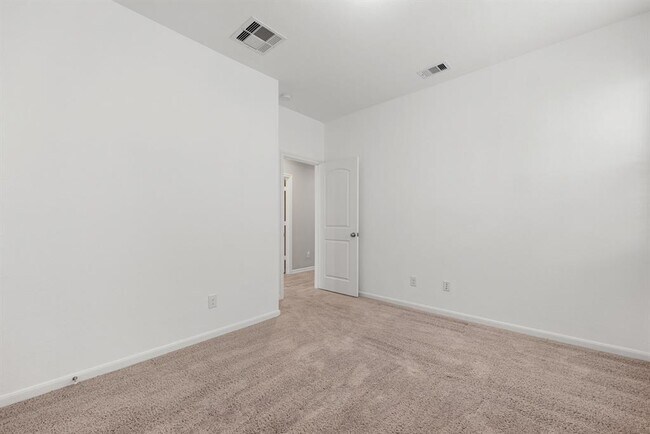 Building Photo - 5206 Pr Ter Ln