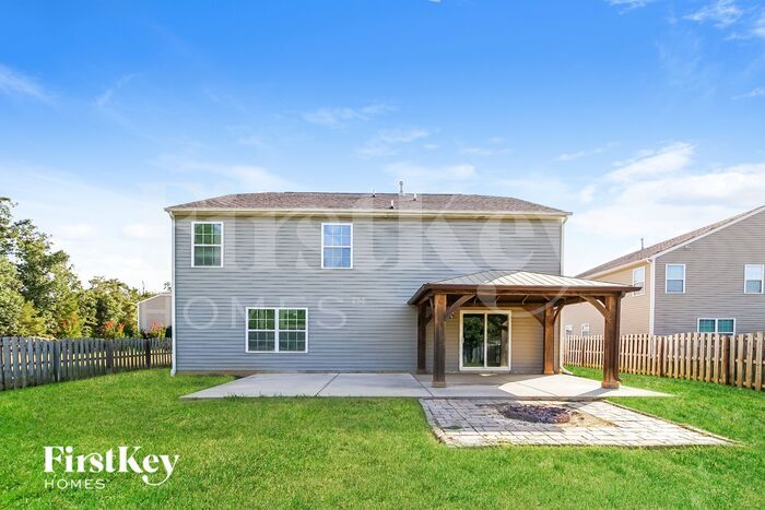 Building Photo - 11677 Striker Ln