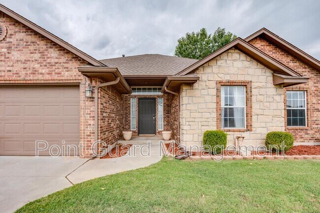 Building Photo - 10517 Queensbury Dr