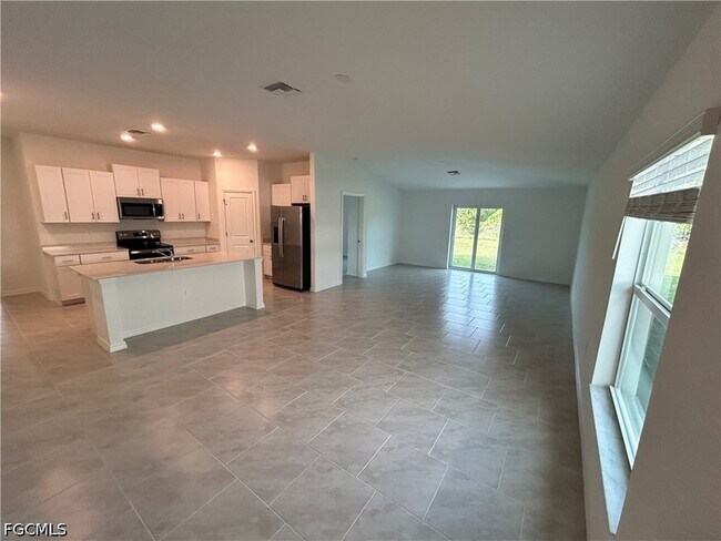 Building Photo - 19872 Green Pasture Rd