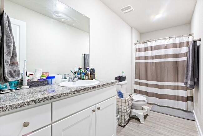 Building Photo - 3 Bedroom/2 Bath WaterWheel Subdivision