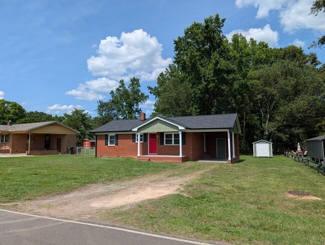 Building Photo - 507 J C Dellinger Rd