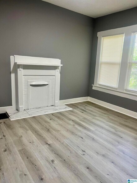 Building Photo - 6515 3rd Ct S