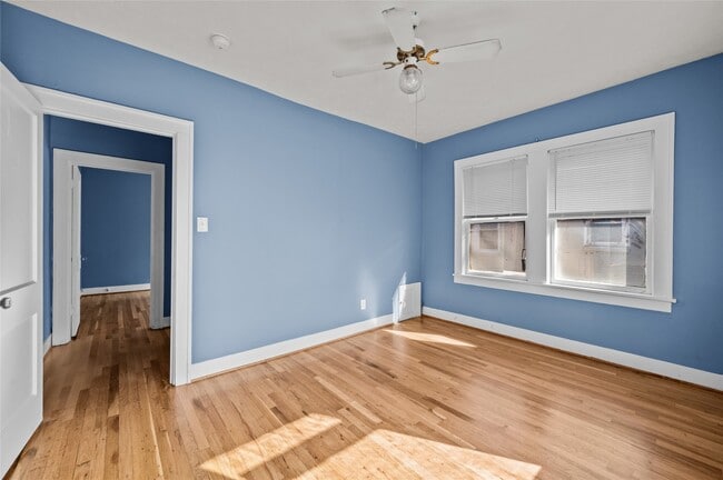 Building Photo - 1819 Sul Ross St