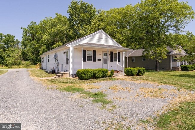 Building Photo - 30704 Hampden Ave