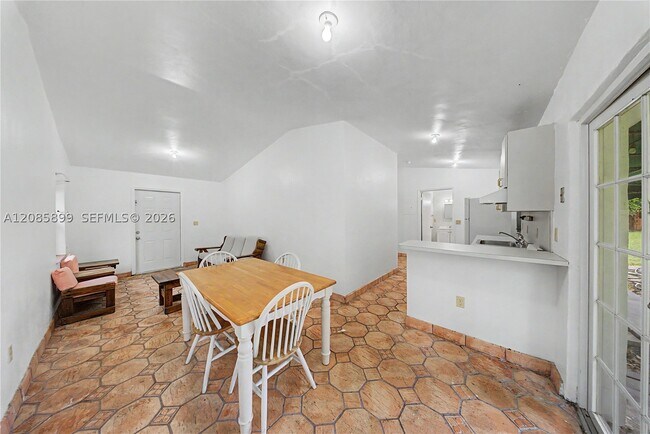 Building Photo - 15365 SW 206th Ave