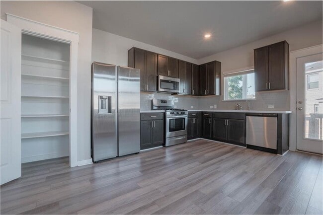 Building Photo - 2202 Rocoso Trl