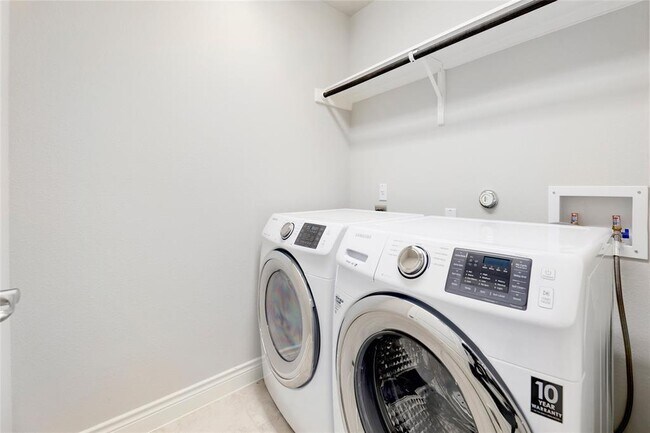 Building Photo - 19408 Wearyall Hill Ln