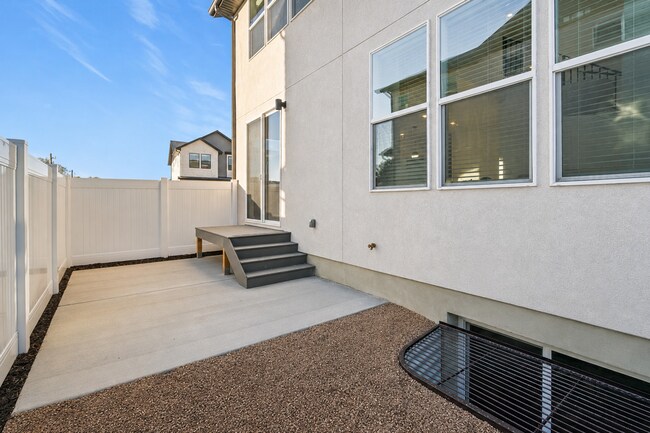 Building Photo - 6760 S 300 E