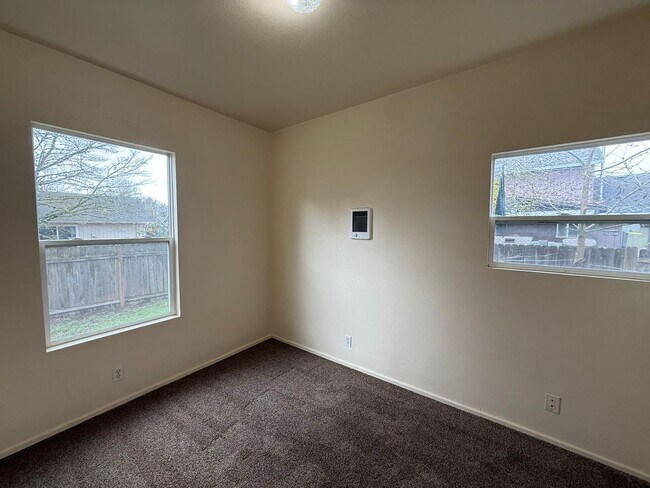 Building Photo - Updated Farm House