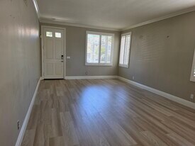 Building Photo - 5824 E Indigo Ct