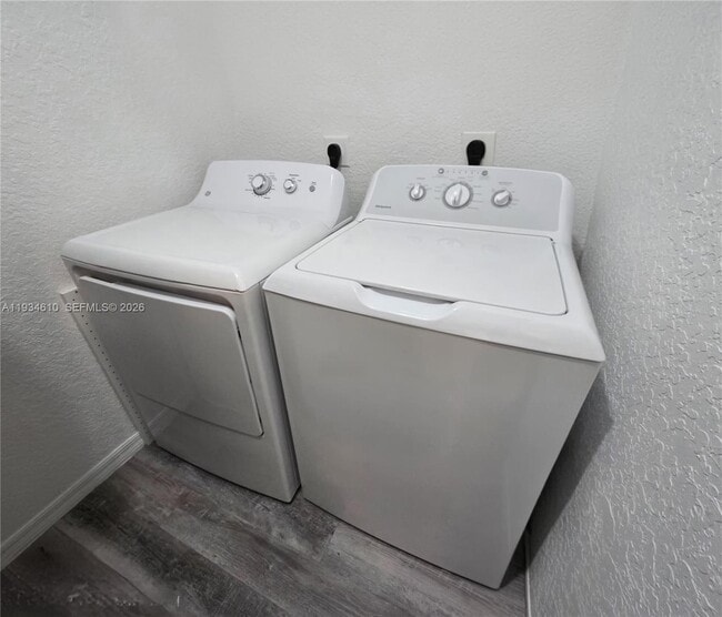 Building Photo - 2007 Belmont Ln