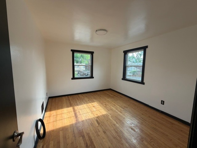 Building Photo - 1465 W 7th Ave