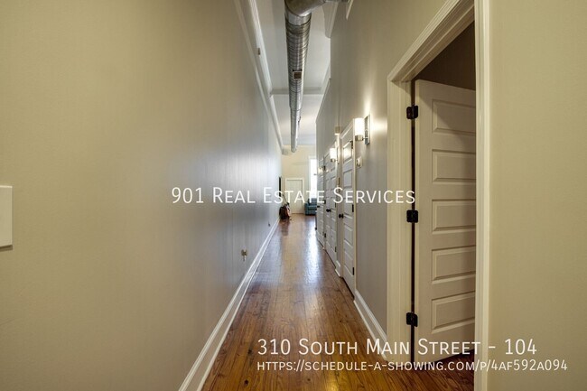 Building Photo - 310 S Main St