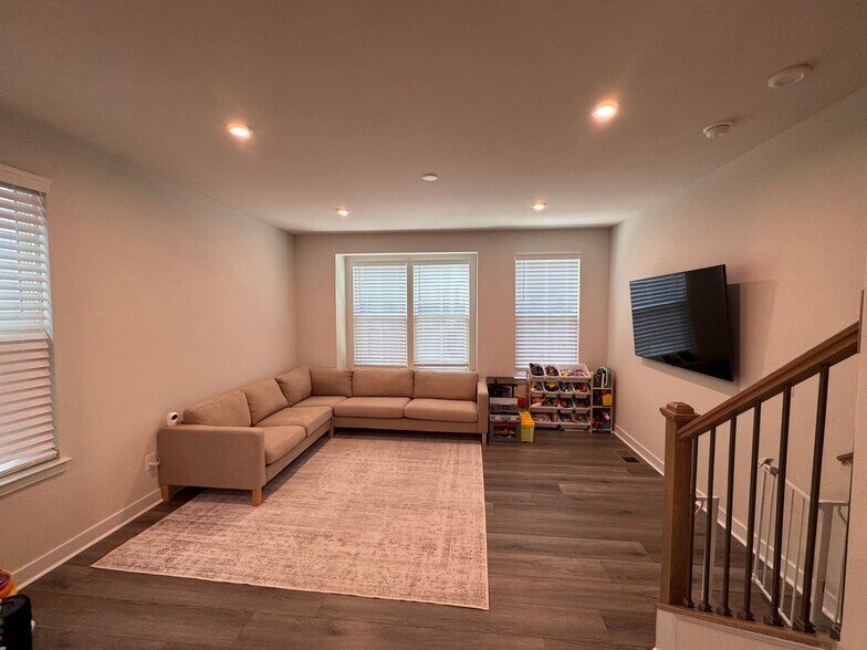 Building Photo - 3047 Terroir Ln