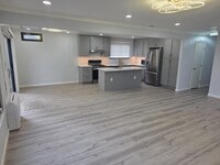 Building Photo - 643 Gellert Blvd