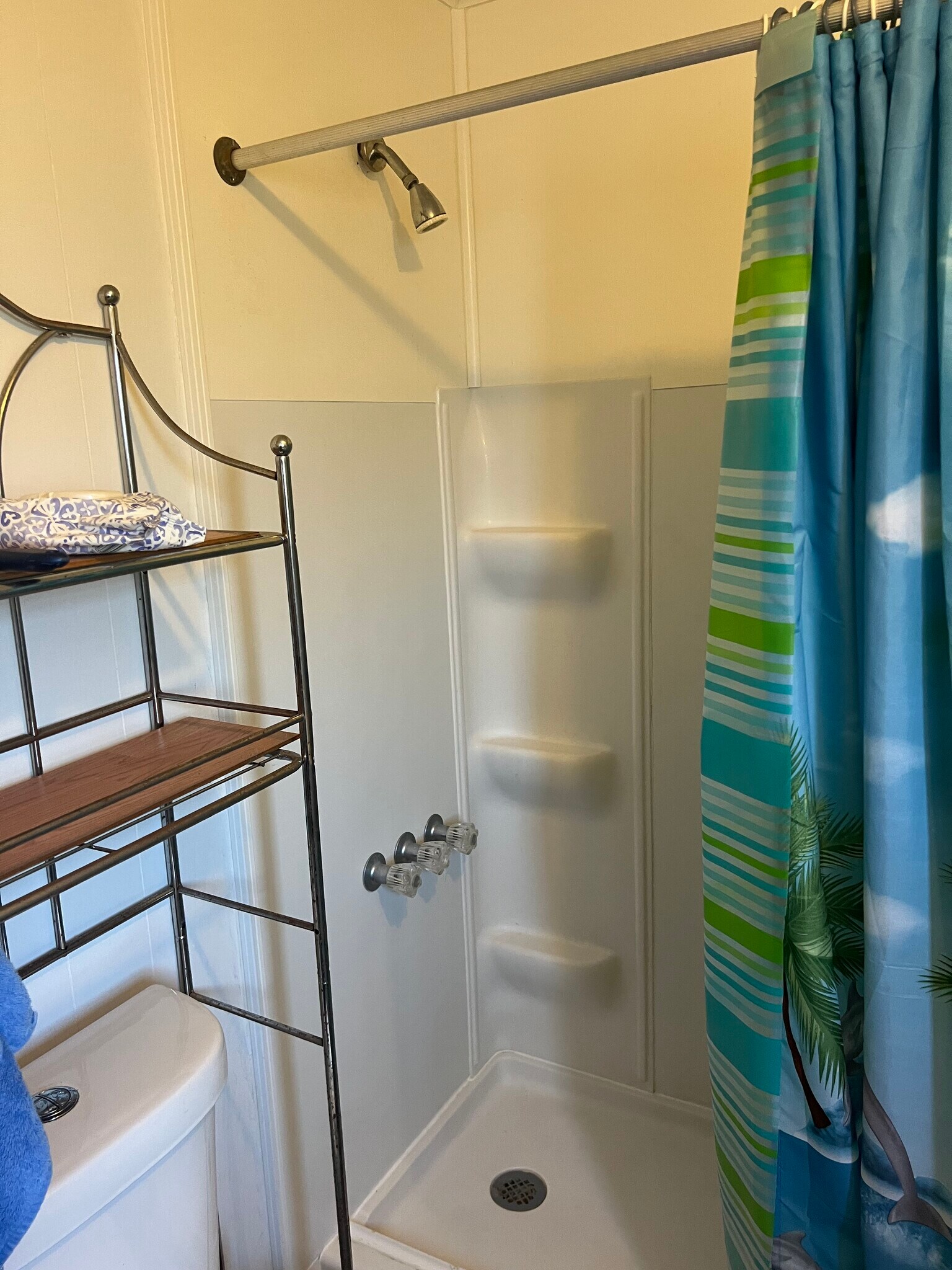 Building Photo - 26124 Colony Rd