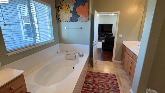 Building Photo - 6238 Crystal Springs Cir