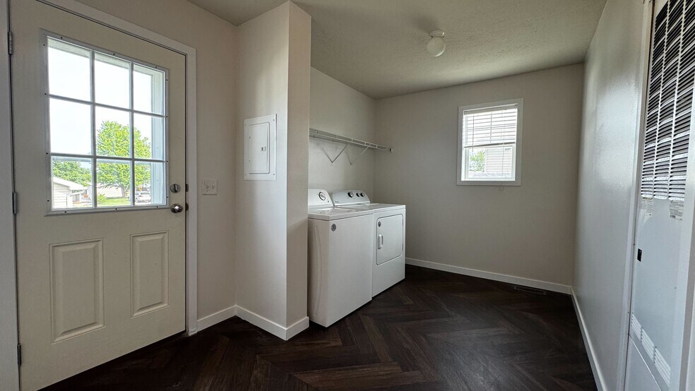 Building Photo - 2216 Osprey Pl NW