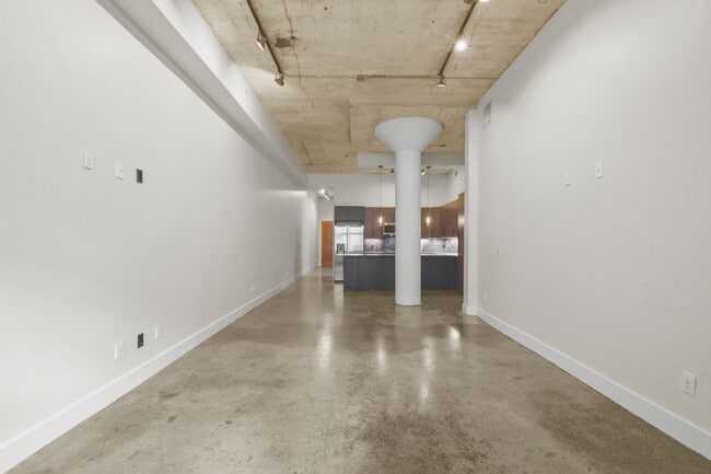 Building Photo - Modern Industrial Loft in the Heart of EADO!