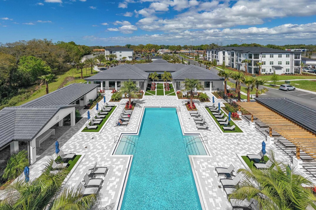 Building Photo - 3060 Southcreek Blvd