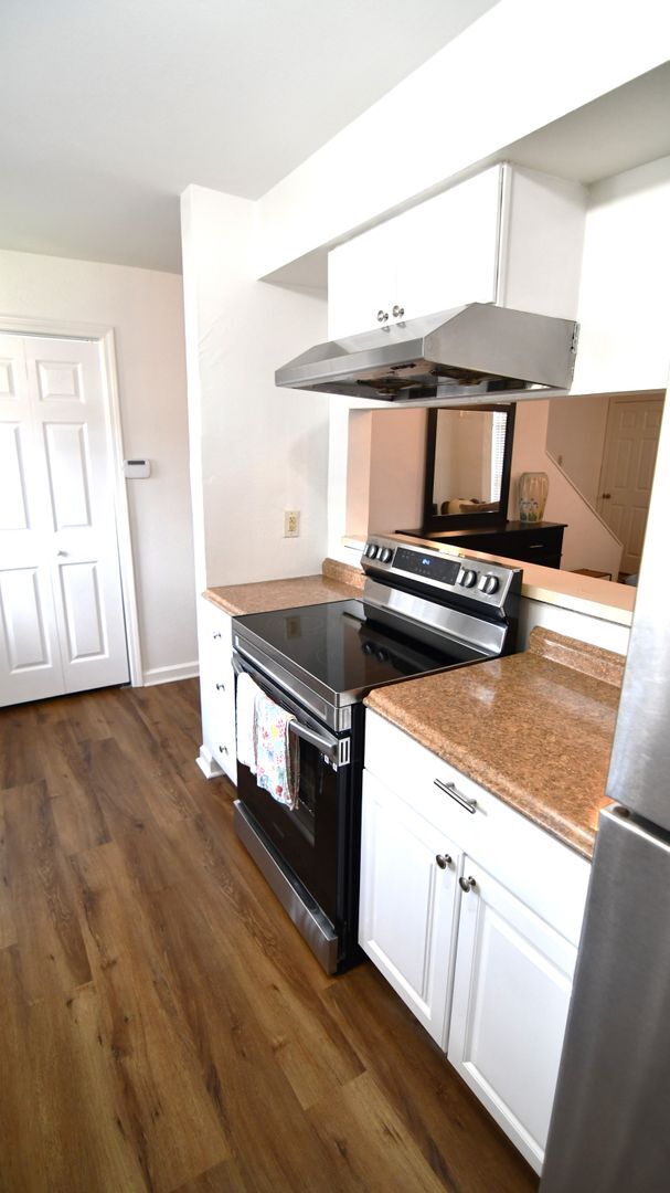 Building Photo - Housing Authority Vouchers Accepted !! Charming 2-bedroom, 2.5-bathroom home located in Baton Rouge