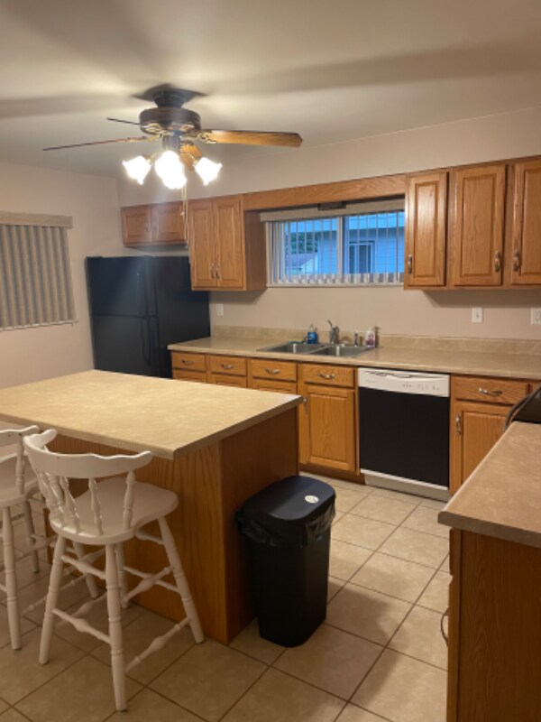 Building Photo - 349 Garden Dr