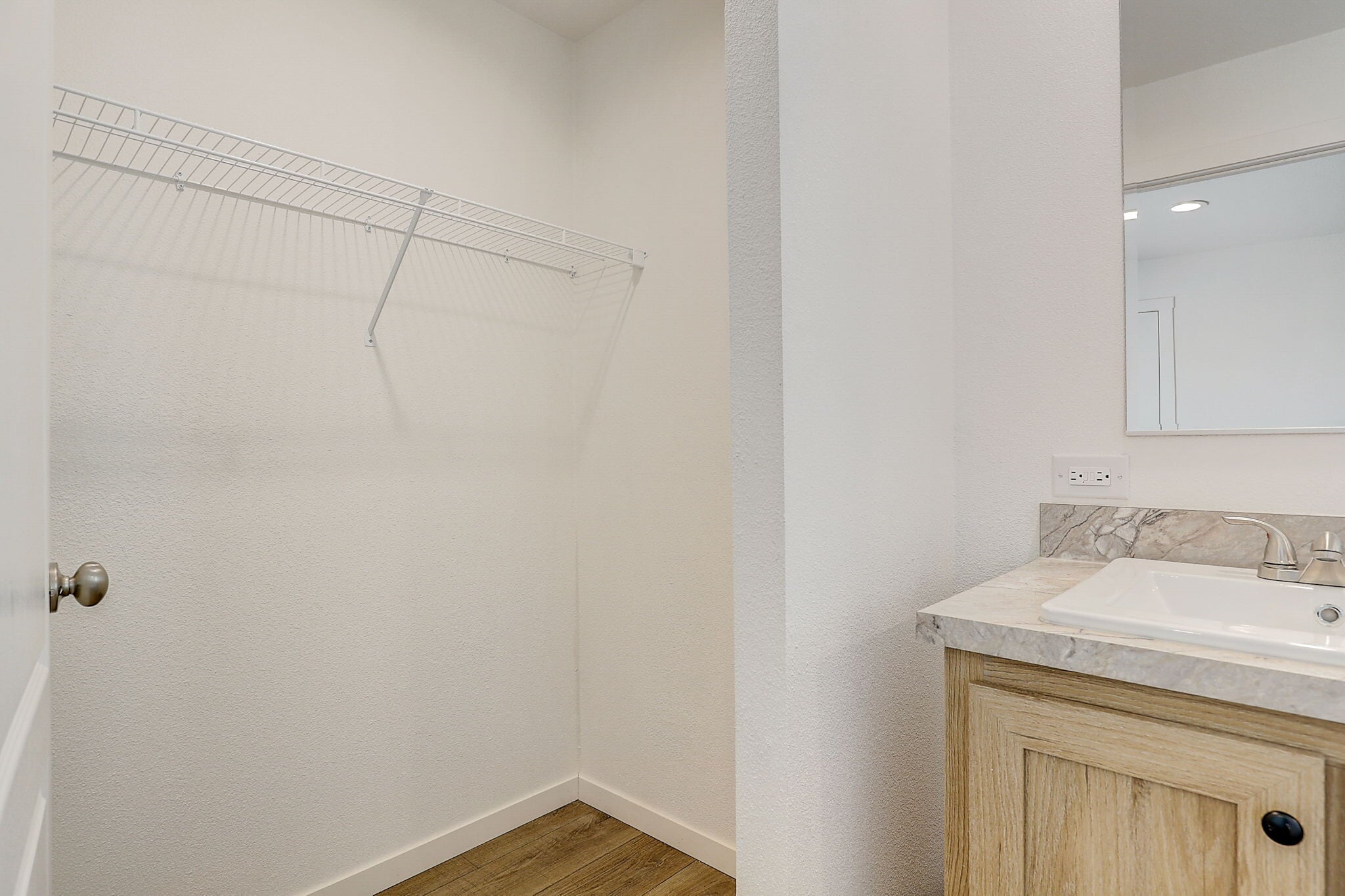 Building Photo - 2627 S Lamb Blvd