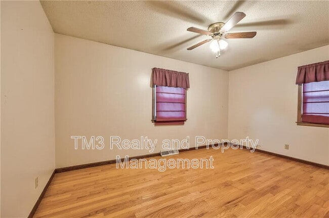 Building Photo - 1416 Kiowa St