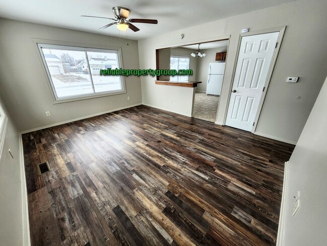 Building Photo - New Listing - Fort Wayne