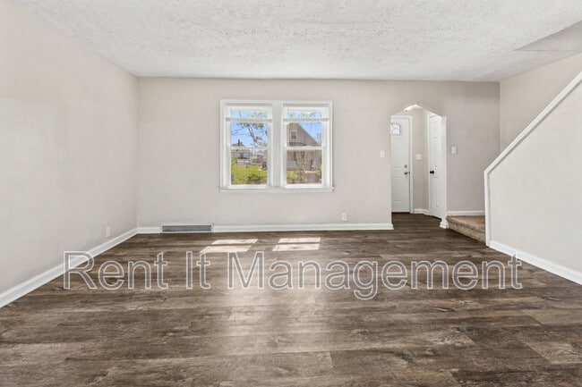 Building Photo - 3314 Franklin St