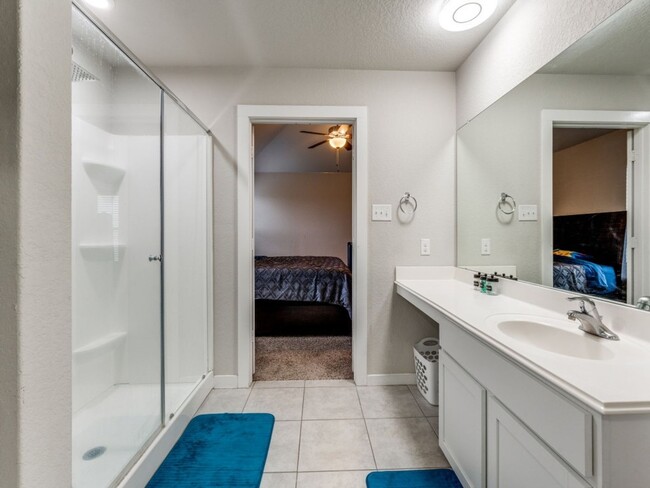 Building Photo - Charming 3BR w/Study House in Converse