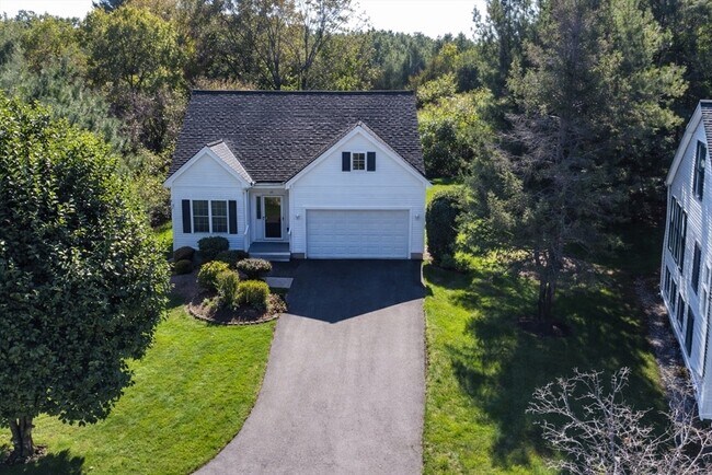 Building Photo - 37 Augusta Way