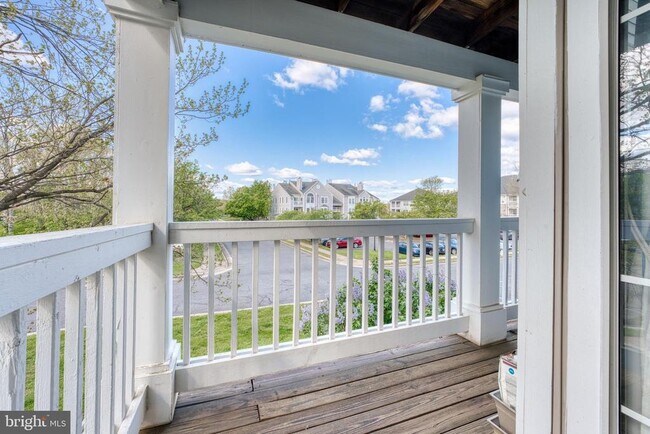 Building Photo - 8099 Lacy Dr