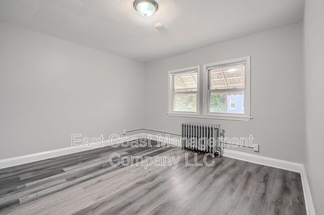 Building Photo - 2525 Boarman Ave