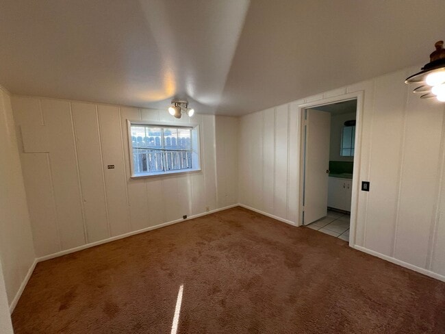 Building Photo - 486 Trinidad St