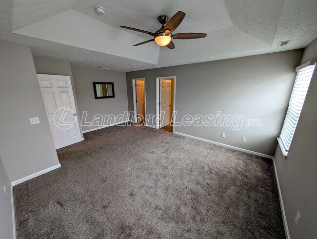 Building Photo - Stunning 5-Bedroom Home in Northpointe Estates with Finished Basement