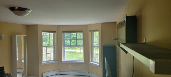 Building Photo - 4 Liberty Ln
