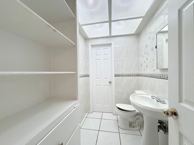Building Photo - Northeast El Paso 3 Bed Refrig A/C!