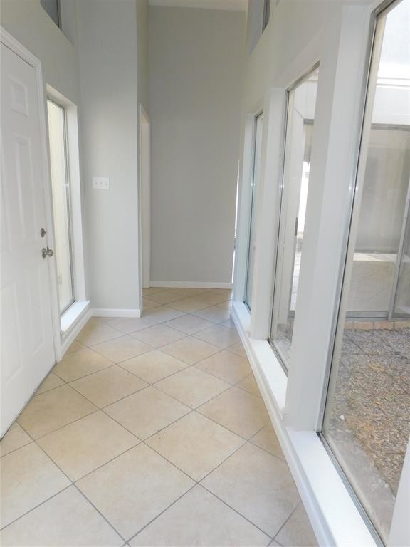 Building Photo - 4510 Hickory Downs Dr