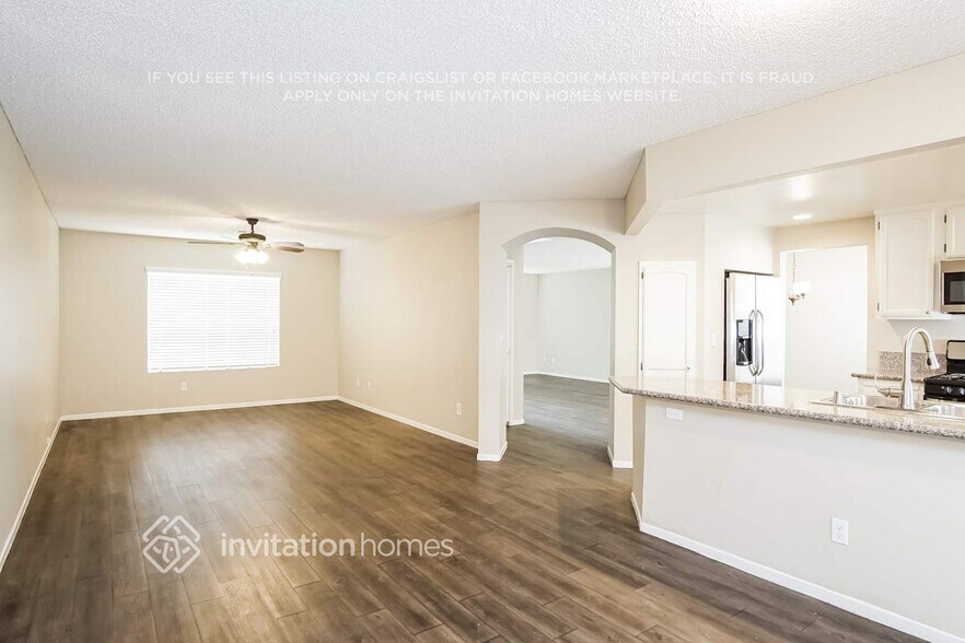 Building Photo - 259 Finestra Dr