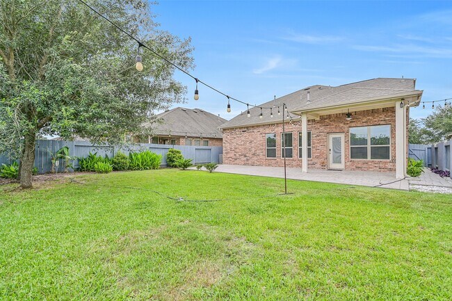 Building Photo - 4511 Apple Point Ln
