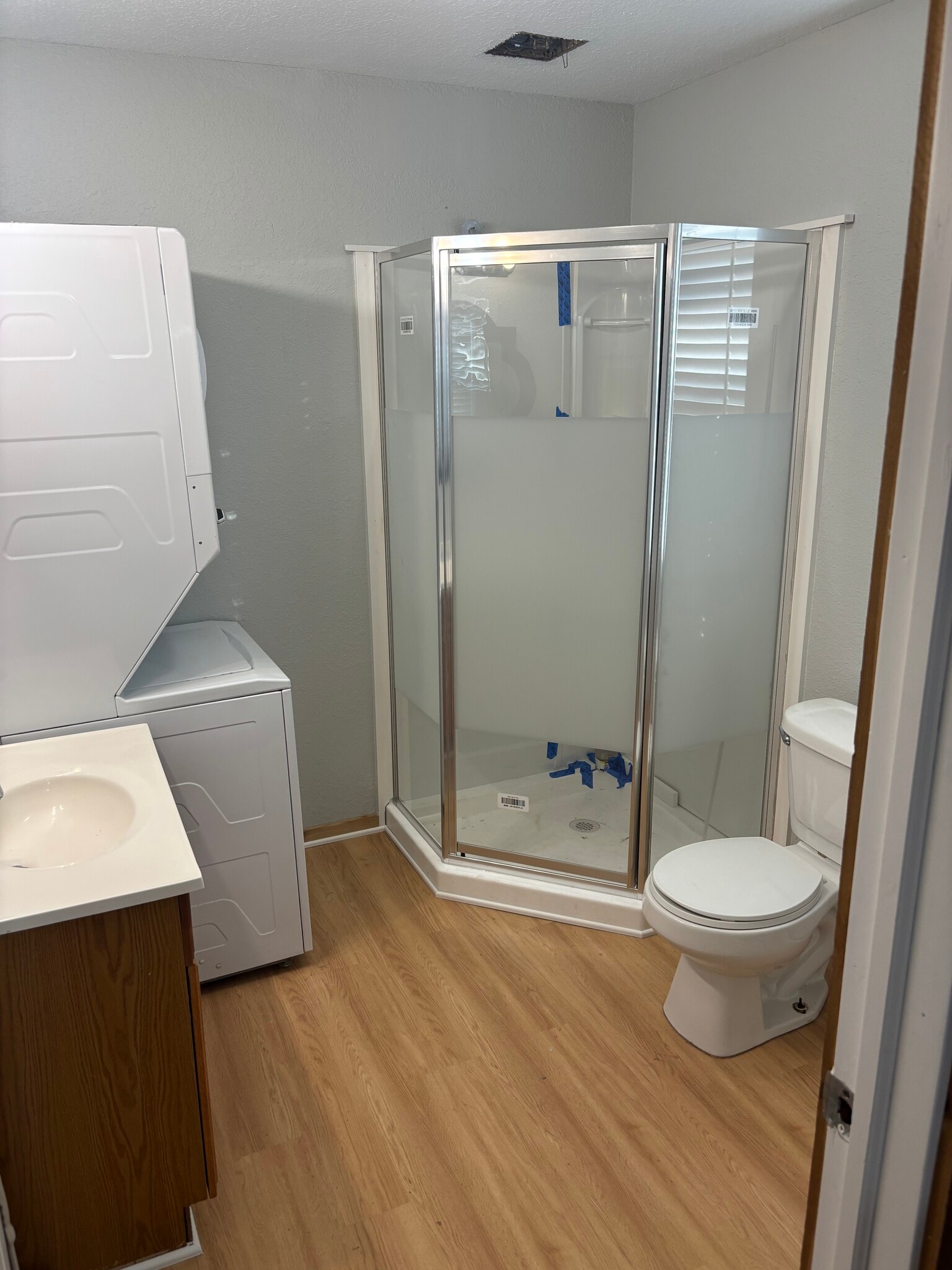 Building Photo - 194 N Centennial Ave