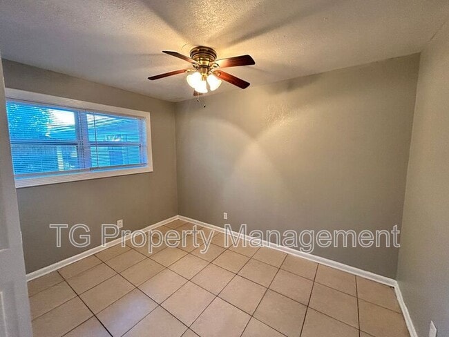 Building Photo - 6724 Cherbourg Ave S